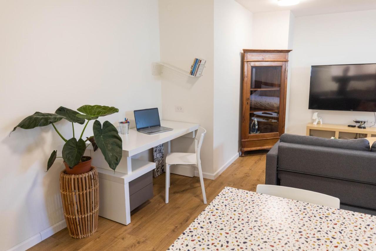 Sheba-Shik Apartment, Tel Hashomer שיבא-שיק, תל השומר,דירת סטודיו מקסימה! Ramat Gan Bagian luar foto